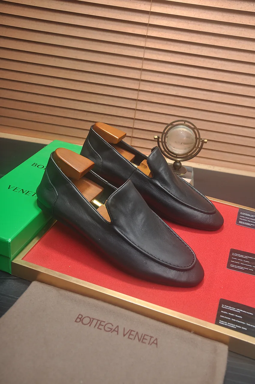Men's shoes 💰460💶 [Botteg Venetta (BV)] (wallet shoes) exclusive new model official website new model The upper is made of high-quality top calfskin. Delicate feel and flowing luxurious texture. Tailored for refined men to create a noble aura. Delicate and regular Mark hand stitching. Smooth lines. Full sheepskin lining, comfortable to wash sweat. 38-44